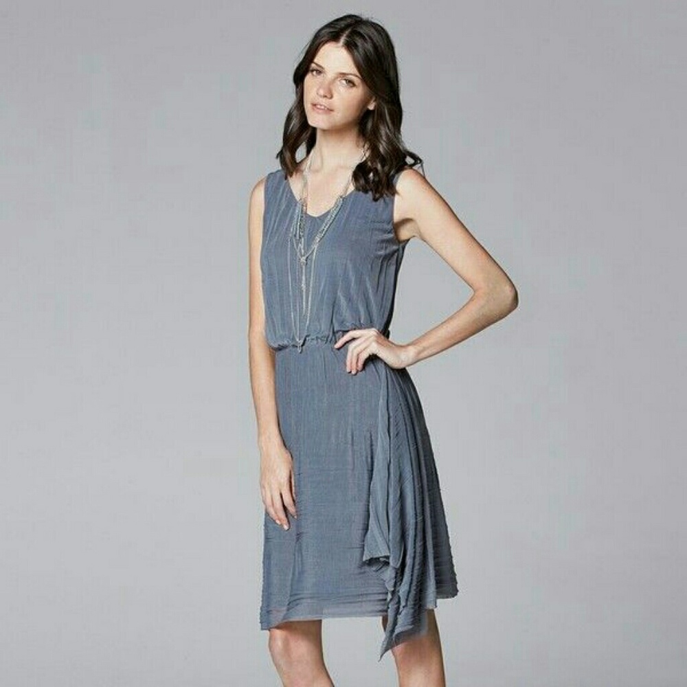 Simply Vera Vera Wang gray crinkle mesh dr